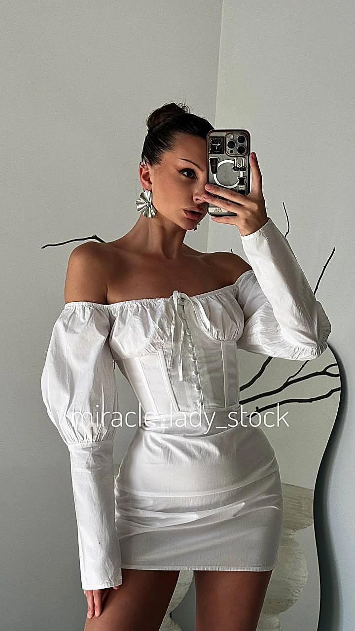 Біла котонова корсетна сукня сорочка